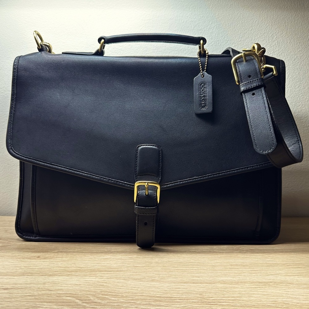 Vintage Coach Messenger Laptop Bag 5319 Black Leather Brass Unisex Crossbody